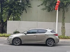 2020 Lexus CT CT200h Elite Monochrome — фото 7