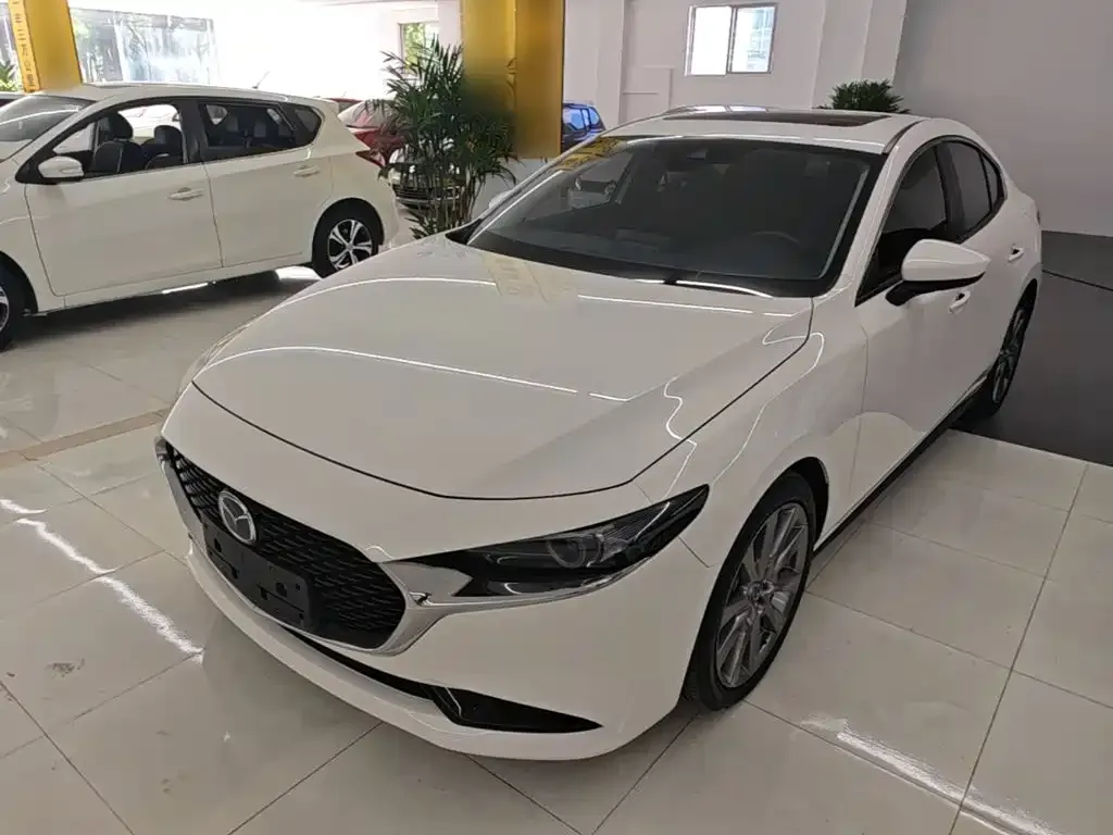 2022 Mazda 3 2.0L AT