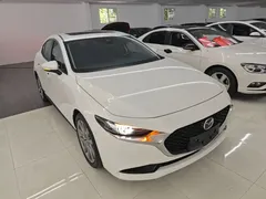 2022 Mazda 3 2.0L AT, белый — фото 4