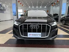 2021 Audi Q7 55 TFSI quattro S line, чёрный — фото 2