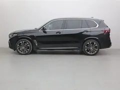 2022 BMW X5 40Li M, чёрный — фото 3