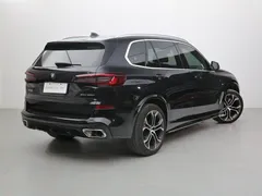 2022 BMW X5 40Li M, чёрный — фото 4