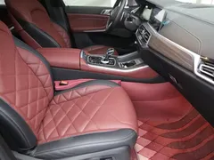 2022 BMW X5 40Li M, чёрный — фото 9