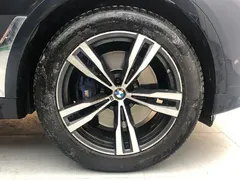 2021 BMW X7 xDrive40i M, чёрный — фото 18