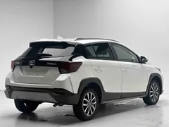 2022 Toyota Yaris L Zhixuan X 1.5L CVT PLUS, белый — фото 9