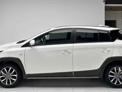 2022 Toyota Yaris L Zhixuan X 1.5L CVT PLUS, белый — фото 20