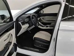 2023 BYD Song PLUS 150KM PLUS, белый — фото 9