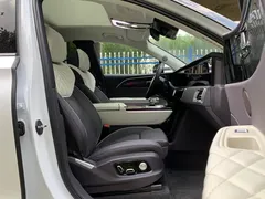 2022 Hongqi E-HS9 690km, белый — фото 11