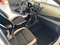 2022 Toyota Yaris L Zhixuan X 1.5L CVT PLUS, белый — фото 16