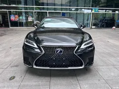 2021 Lexus LS 500h Luxury, чёрный — фото 2