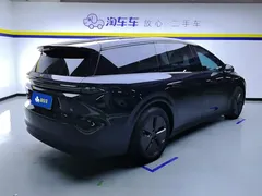 2025 Li Auto i8 Standard, чёрный — фото 3