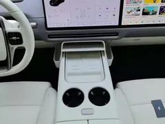2025 Li Auto i8 Standard, чёрный — фото 16