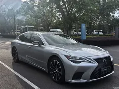2021 Lexus LS 500h Executive — фото 7