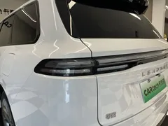 2024 Leapmotor C16 520 Premium, белый — фото 10