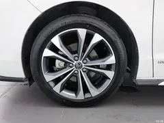 2023 Toyota Granvia 2.5L Hybrid Premium PLUS — фото 17