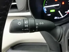 2023 Toyota Granvia 2.5L Hybrid Premium PLUS — фото 21