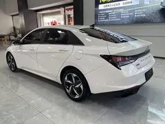2021 Hyundai Elantra 1.5L CVT GLX Elite — фото 6