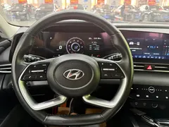 2022 Hyundai Elantra 1.5L CVT LUX Premium, белый — фото 15