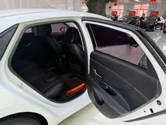 2022 Hyundai Elantra 1.5L CVT LUX Premium, белый — фото 21
