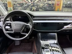 2022 Audi A8L 50 TFSI quattro, чёрный — фото 12