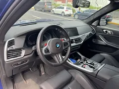 2022 BMW X5 M, синий — фото 14