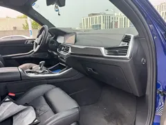 2022 BMW X5 M, синий — фото 20