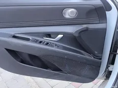 2021 Hyundai Elantra 1.5L CVT LUX Premium — фото 7