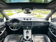 2022 Porsche Macan 2.0T, синий — фото 17