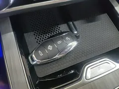 2025 Hongqi HS5 2.0T 4WD Pro, чёрный — фото 9