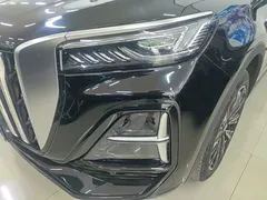 2025 Hongqi HS5 2.0T 4WD Pro, чёрный — фото 24
