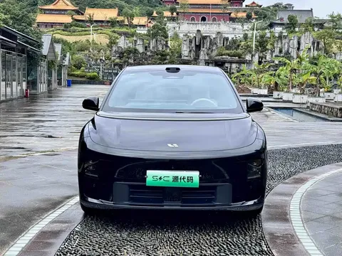 2025 Li Auto i6 2WD Standard