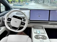 2025 Li Auto i6 2WD Standard, чёрный — фото 7