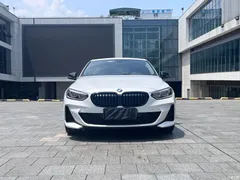 2021 BMW 1 Series 125i M Sports Night — фото 2