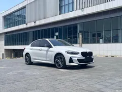2021 BMW 1 Series 125i M Sports Night — фото 3