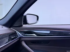 2022 BMW 5 Series Modified 530Li Exclusive Luxury Package — фото 9