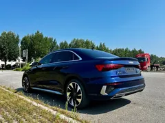 2022 Audi A3L Limousine 35 TFSI, синий — фото 6