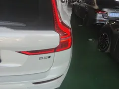 2022 Volvo XC60 B5 4WD Luxury, белый — фото 8