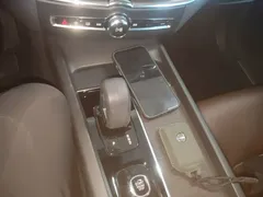 2022 Volvo XC60 B5 4WD Luxury, белый — фото 14