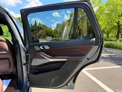 2022 BMW X5 modified xDrive 40Li M sports package — фото 16