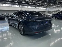 2022 Nio ET7 100kWh First Edition, синий — фото 13