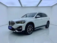 2022 BMW X1, белый — фото 1