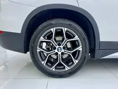 2022 BMW X1, белый — фото 36