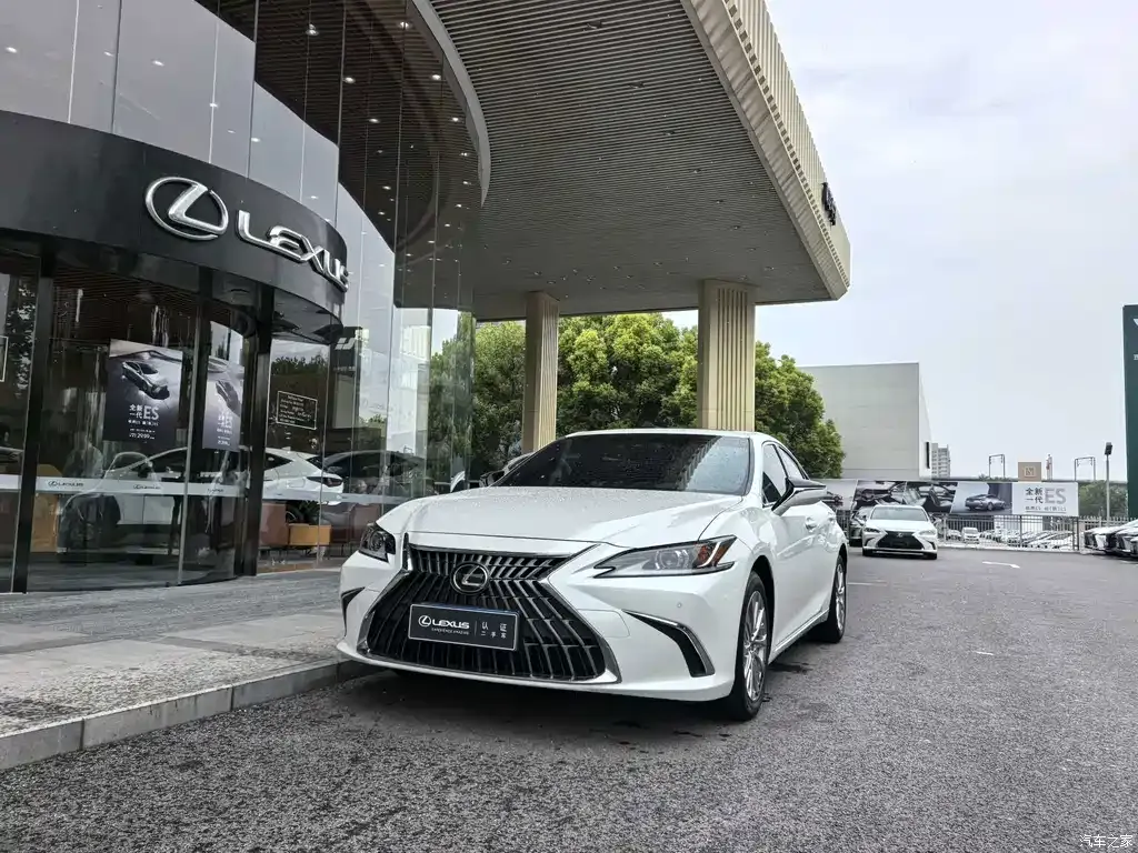 2021 Lexus ES 200 Excellence