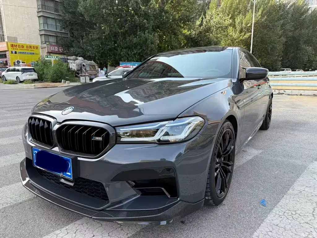 2021 BMW M5 M5