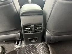 2022 Toyota Levin 185T CVT Luxury, белый — фото 15