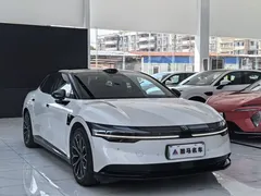 2025 Zeekr 007 Long Range RWD Smart Driving 100kWh, белый — фото 3