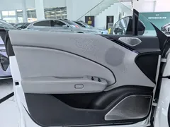 2025 Zeekr 007 Long Range RWD Smart Driving 100kWh, белый — фото 4