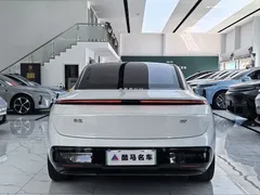 2025 Zeekr 007 Long Range RWD Smart Driving 100kWh, белый — фото 14