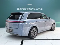 2025 Li Auto L8 Ultra, синий — фото 17
