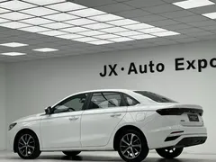 2022 Geely Emgrand 1.5L CVT, белый — фото 12